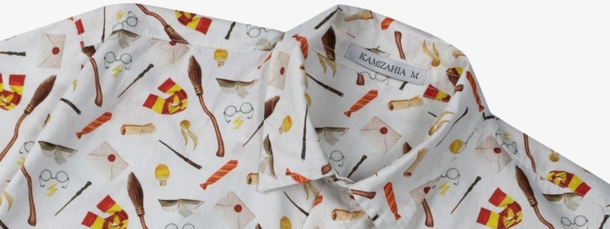 Leia mais sobre o artigo De Hogwarts para seu guarda-roupa: Como usar as camisas do Harry Potter com estilo